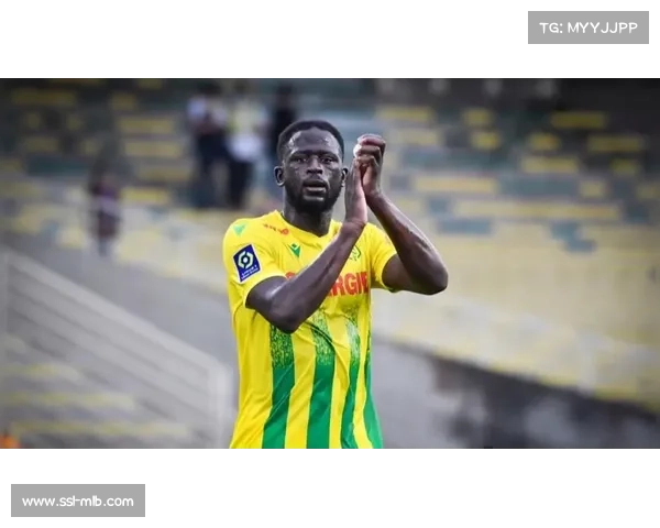 马赛主场狂胜勒阿弗尔六球强势登顶法甲积分榜短暂领跑